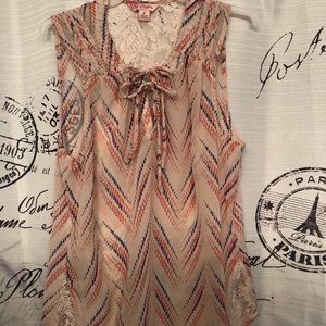 Women’s Size S sleeveless blouse